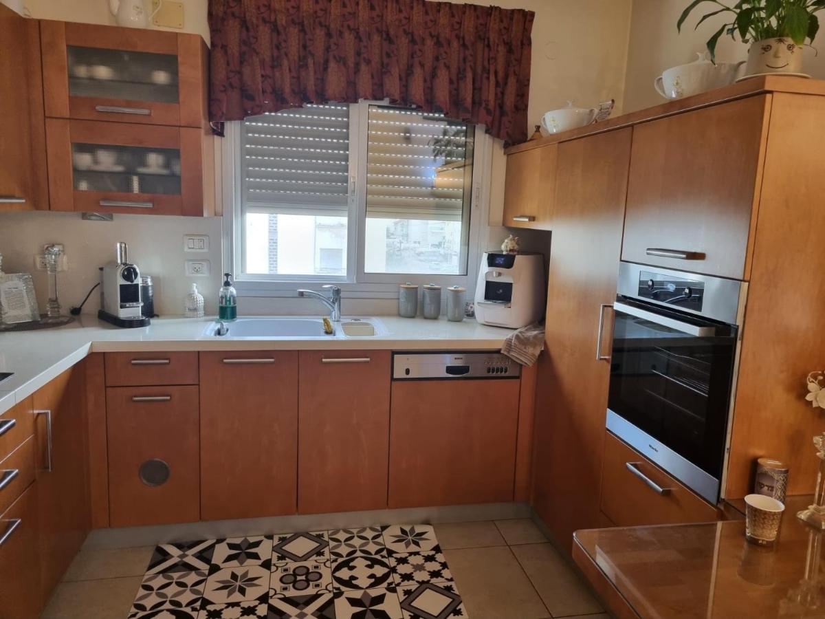 הבית בבלפור Nahariya Exteriör bild