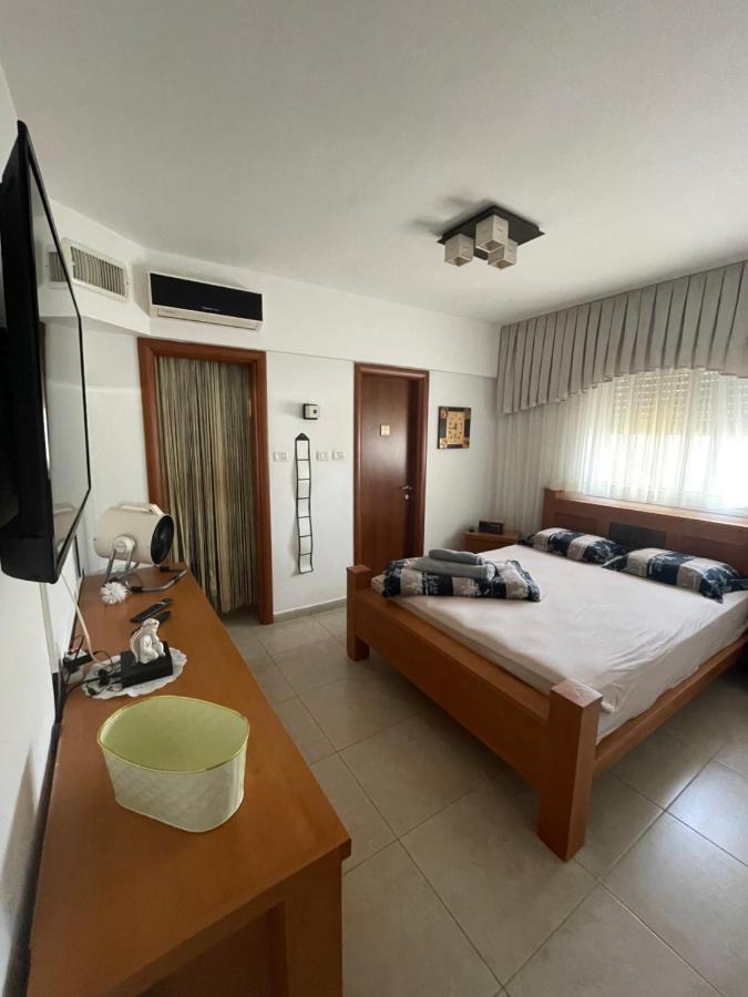 הבית בבלפור Nahariya Exteriör bild